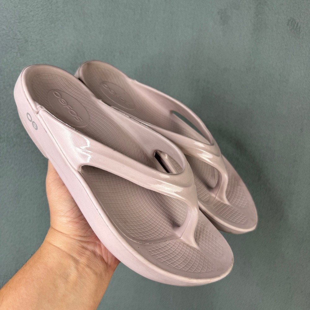 OOFOS OOlala Recovery Sandals Mauve Pink Glossy Flip Flops Womens 7 EU 38